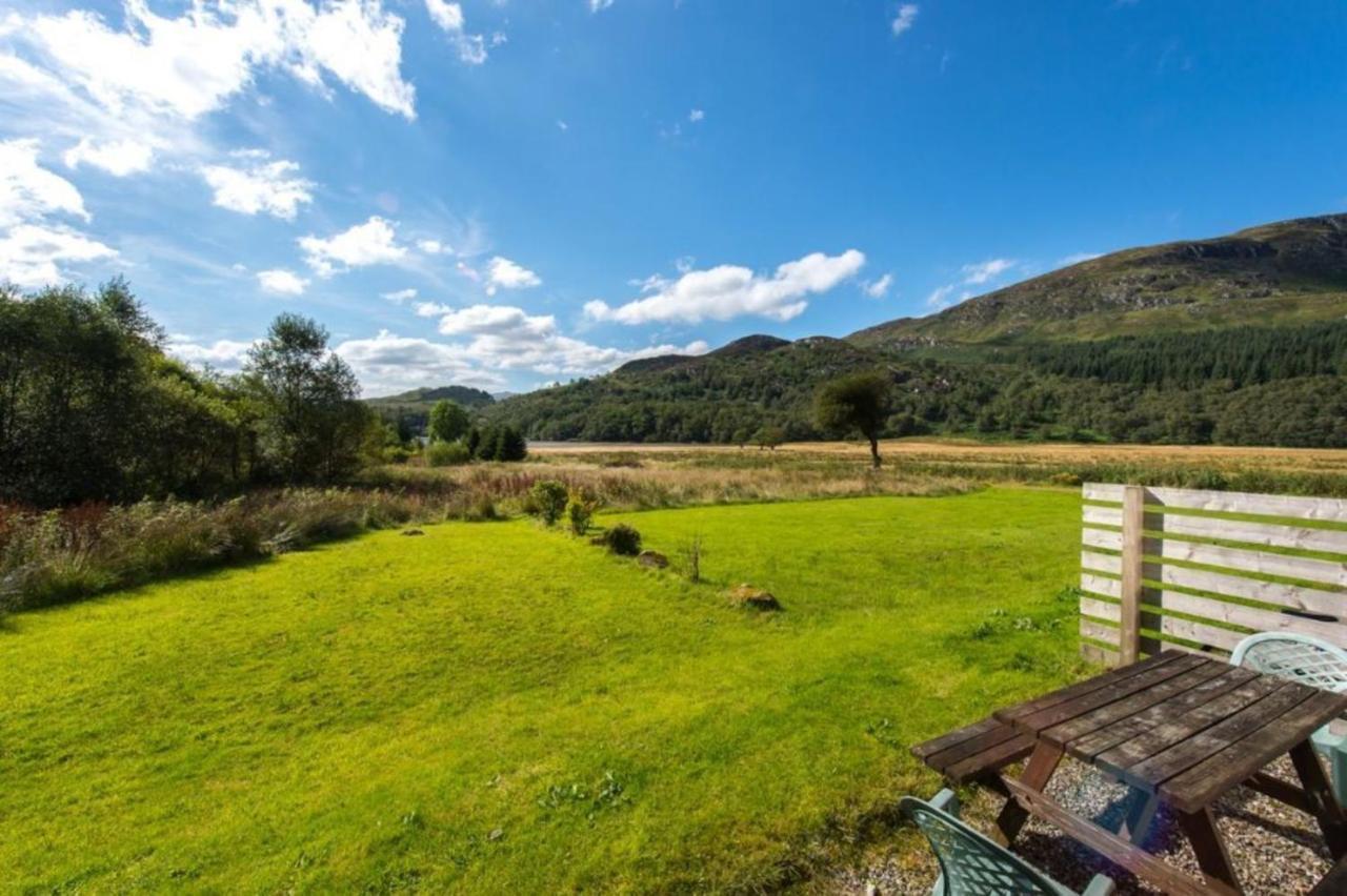 Capercaillie Cottage Crianlarich Buitenkant foto